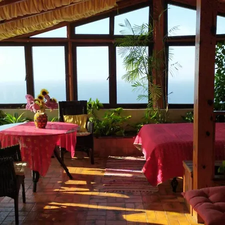 Willkommen Im Paradies - Welcome In Paradise - Bienvenidos Al Paraiso Feriehus