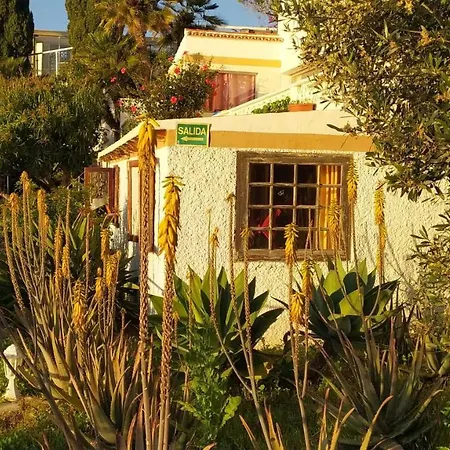 Willkommen Im Paradies - Welcome In Paradise - Bienvenidos Al Paraiso