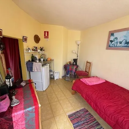 Willkommen Im Paradies - Welcome In Paradise - Bienvenidos Al Paraiso *