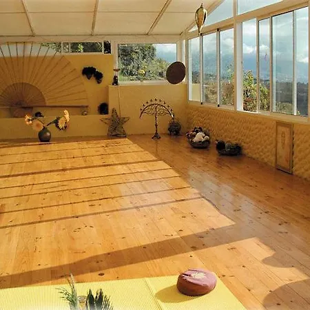 Willkommen Im Paradies - Welcome In Paradise - Bienvenidos Al Paraiso