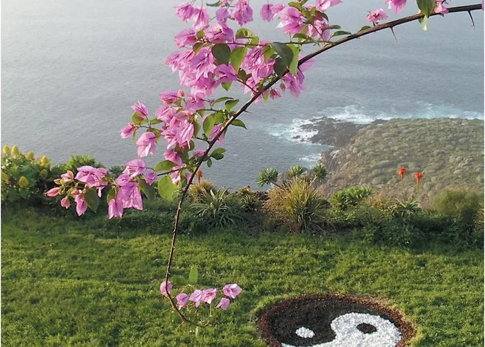 Willkommen Im Paradies - Welcome In Paradise - Bienvenidos Al Paraíso